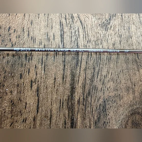 Ray-Ban Polorized Aviator Sunglasses With Blue Tint RB 3025 Authentic - Picture 8 of 15